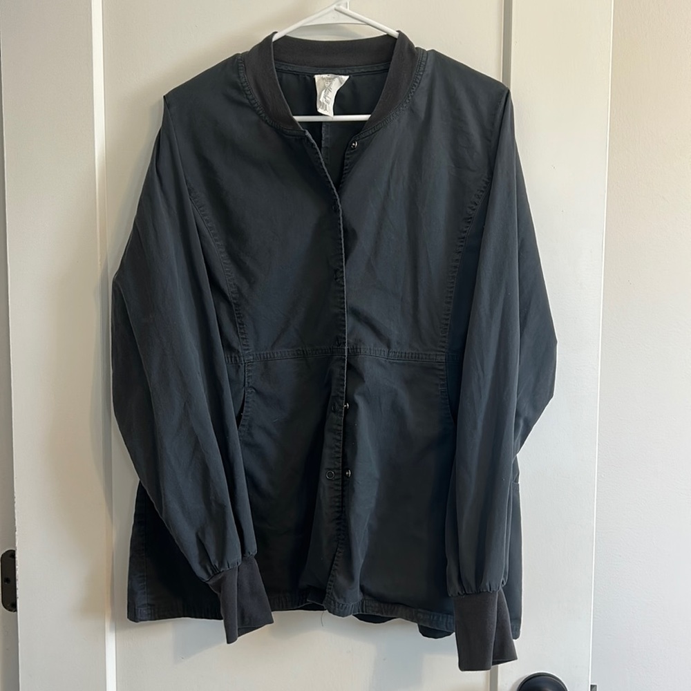 Buttersoft Fitted Scrub Jacket